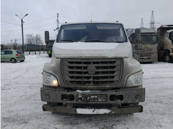 Тентованный грузовик ГАЗ