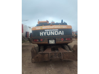Колёсный экскаватор Hyundai R180W-9S: фото 5