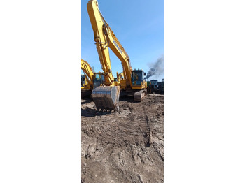 Гусеничный экскаватор KOMATSU PC220-8
