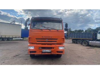 Самосвал КАМАЗ 6520