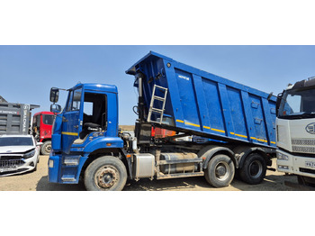 Самосвал КАМАЗ 6520