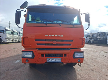 Самосвал КАМАЗ 6520