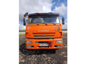 Самосвал КАМАЗ 6520