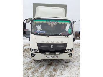Тентованный грузовик