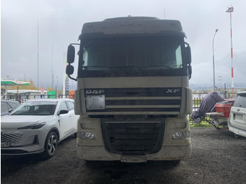 Тягач DAF XF 105 460
