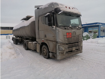 Тягач FAW