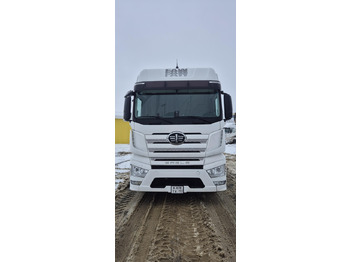 Тягач FAW