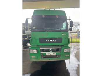 Тягач КАМАЗ 5490