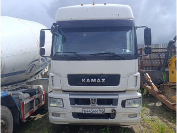 Тягач КАМАЗ 5490
