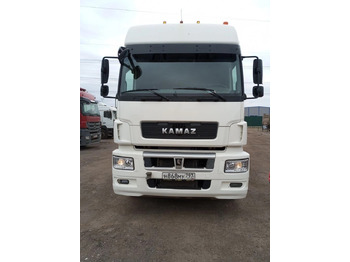 Тягач КАМАЗ 5490