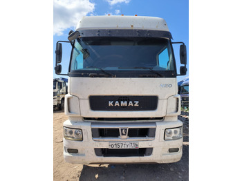 Тягач КАМАЗ 5490