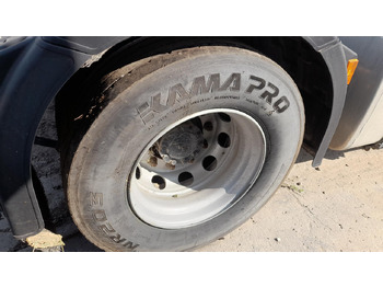 Тягач КАМАЗ 54901