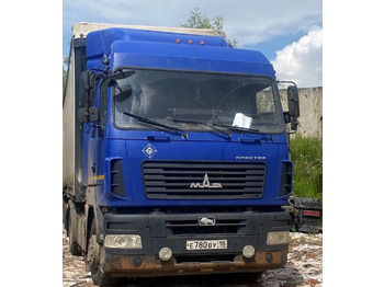 Тягач МАЗ 544028