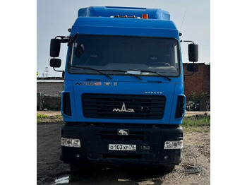 Тягач МАЗ 643028