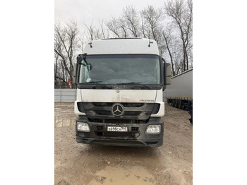 Тягач MERCEDES-BENZ