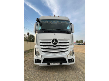 Тягач MERCEDES-BENZ