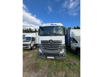 Тягач MERCEDES-BENZ