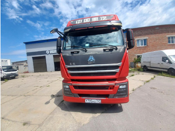 Тягач SINOTRUK