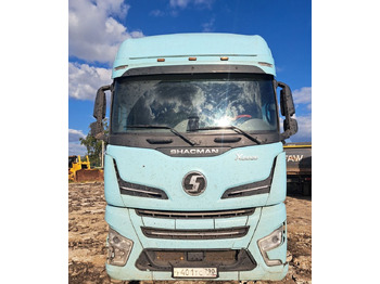 Тягач SHACMAN SX