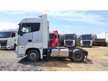 Тягач Foton BJ4189SLFKA: фото 5 Тягач Foton BJ4189SLFKA: фото 5