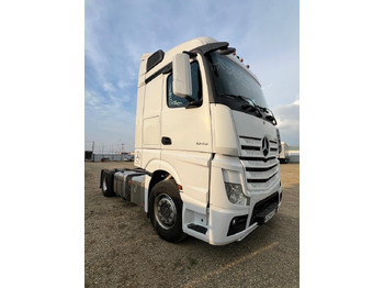 Тягач Mercedes-Benz 1845 LS: фото 3