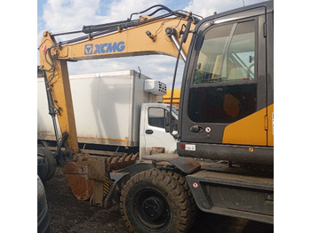 Колёсный экскаватор XCMG XE180WD: фото 3 Колёсный экскаватор XCMG XE180WD: фото 3