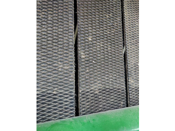 Пресс-подборщик рулонный John Deere 592: фото 3