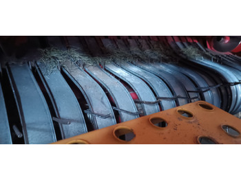 Пресс-подборщик рулонный METAL-FACH Z 562: фото 3 Пресс-подборщик рулонный METAL-FACH Z 562: фото 3