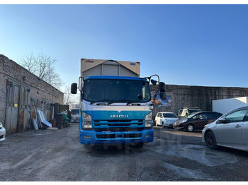 Грузовик с закрытым кузовом Isuzu Forward: фото 4