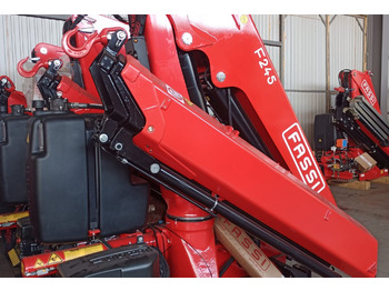 Кран-манипулятор FASSI