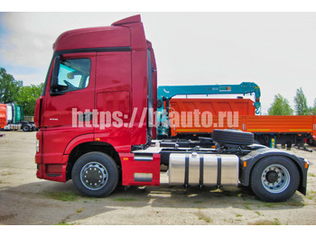 Тягач КАМАЗ 54901