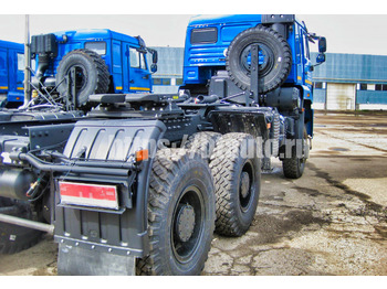 Тягач КАМАЗ 65225