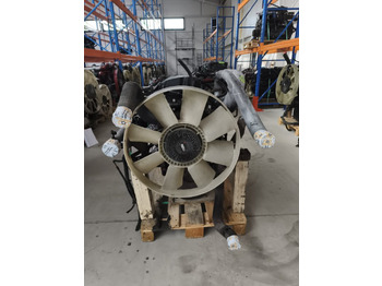 : фото в шапке страницы