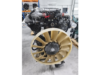 : фото в шапке страницы