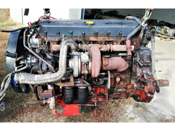 : фото в шапке страницы