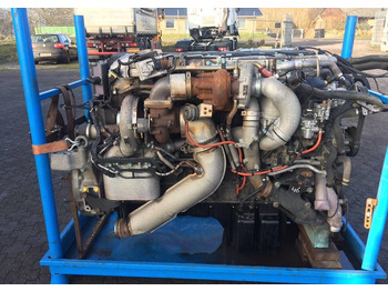 : фото в шапке страницы