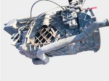 : фото в шапке страницы