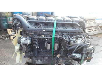 : фото в шапке страницы