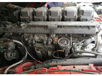 : фото в шапке страницы