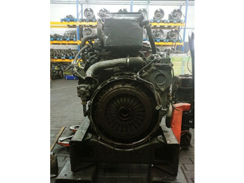 Двигатель Scania P450: фото 3