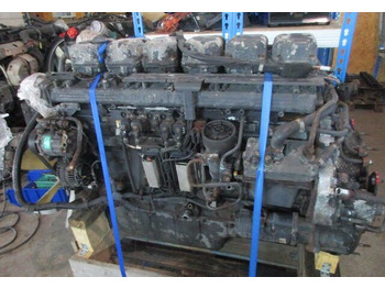 : фото в шапке страницы