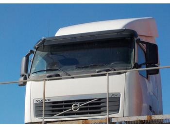 : фото в шапке страницы