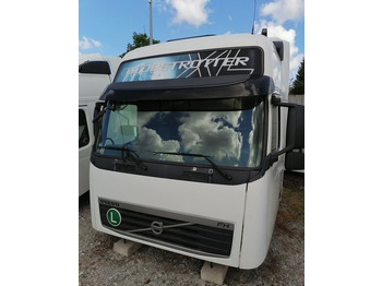 : фото в шапке страницы