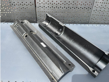 Запчасти JOHN DEERE