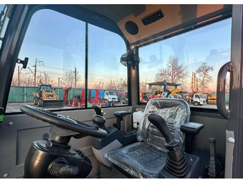 Новый Колёсный экскаватор HengWang HWL40: фото 5 Новый Колёсный экскаватор HengWang HWL40: фото 5