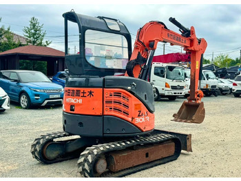 Мини-экскаватор Hitachi ZAXIS30: фото 3 Мини-экскаватор Hitachi ZAXIS30: фото 3