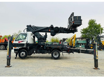 : фото в шапке страницы