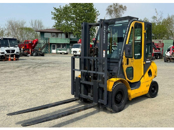 Дизельный погрузчик KOMATSU