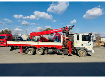 : фото в шапке страницы