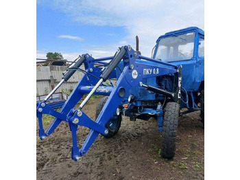 Фронтальный погрузчик для трактора